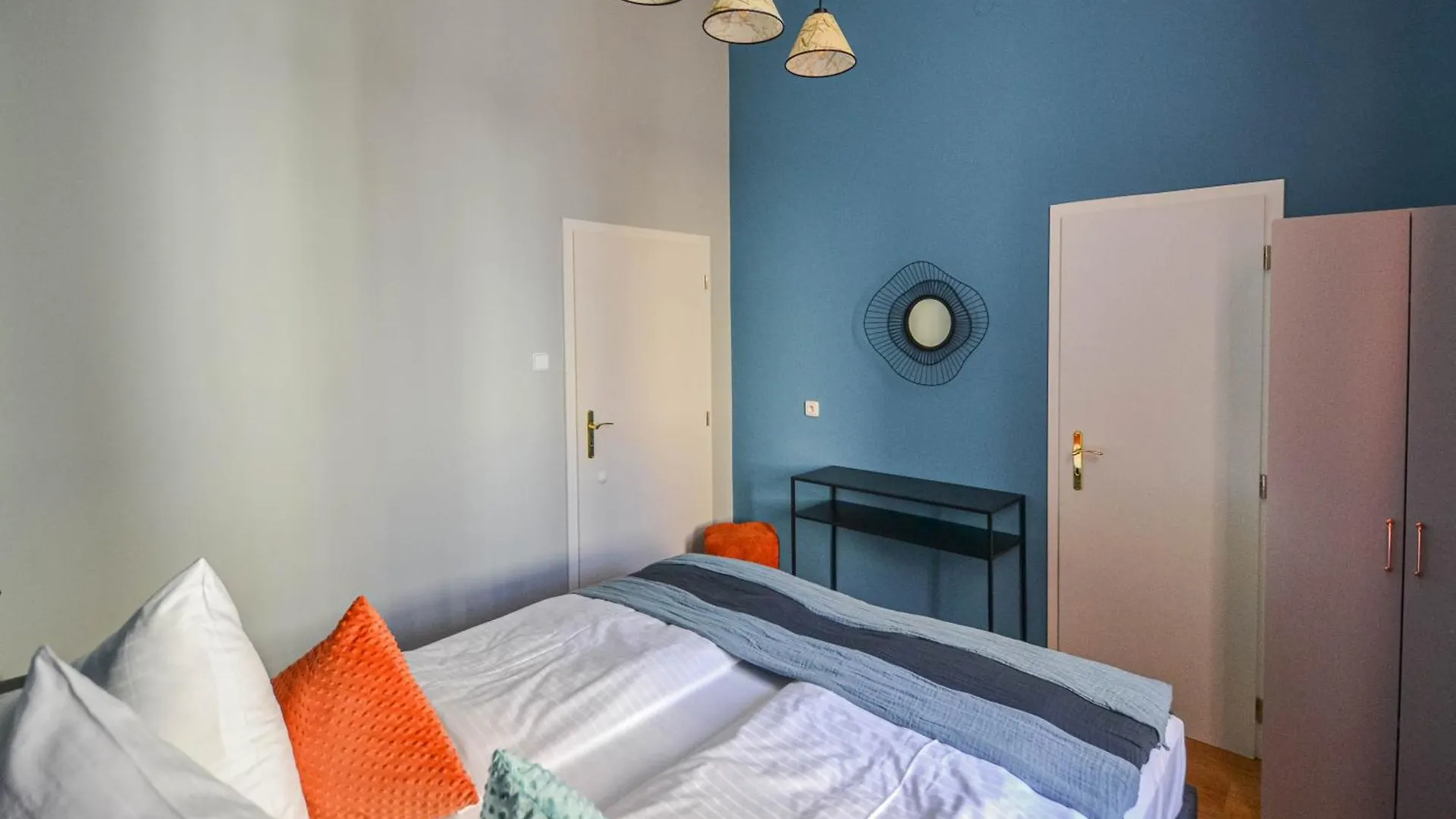 kontakty Celebration Flat By Ruterra